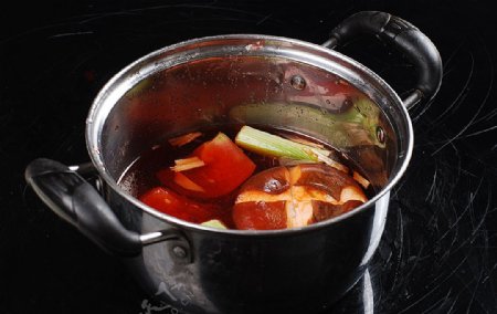 豫菜番茄锅底图片