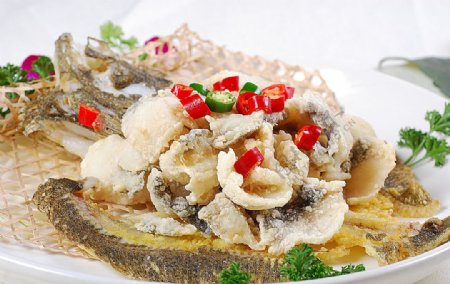 豫菜椒香多宝鱼图片