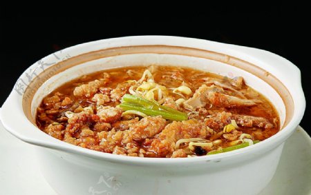 浙菜砂锅酥肉图片