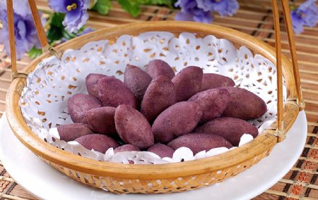 小吃紫薯果图片
