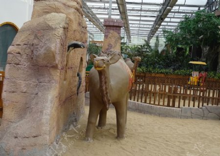 骆驼雕塑图片