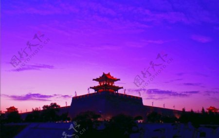 西安城墙夕阳图片
